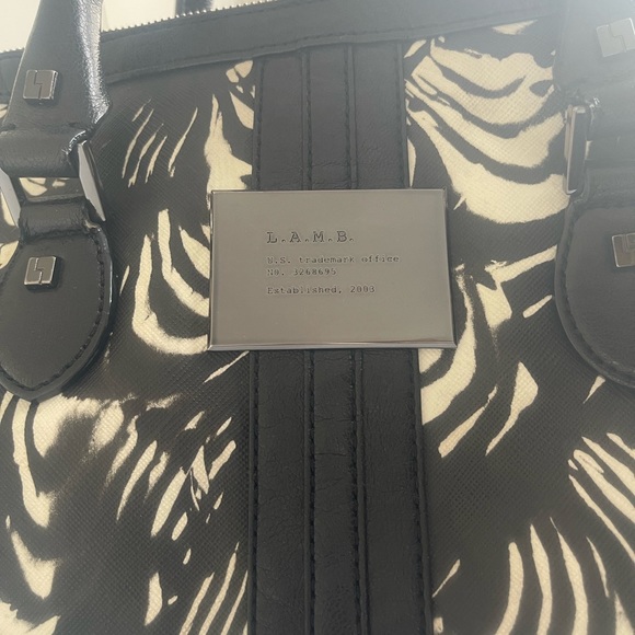 L.A.M.B. Vintage Handbag Excellent Condition - Picture 4 of 9